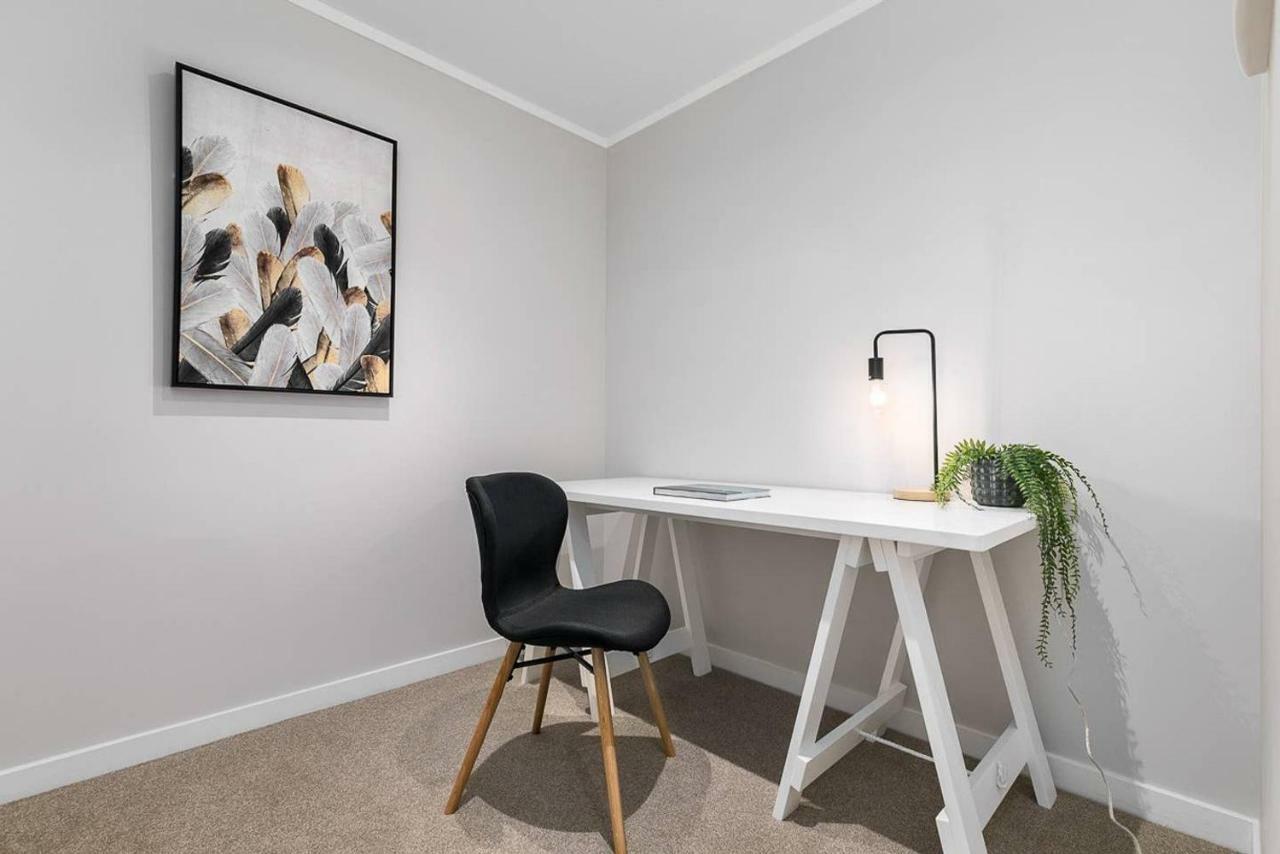 Beautifully Modern Brand New Central Apartment オークランド エクステリア 写真